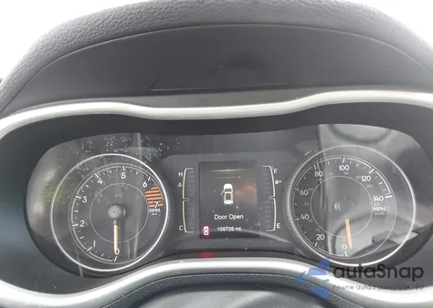 2017 Jeep Cherokee Latitude Fwd z USA, uszkodzony, nr VIN 1C4PJLCB2HW593170